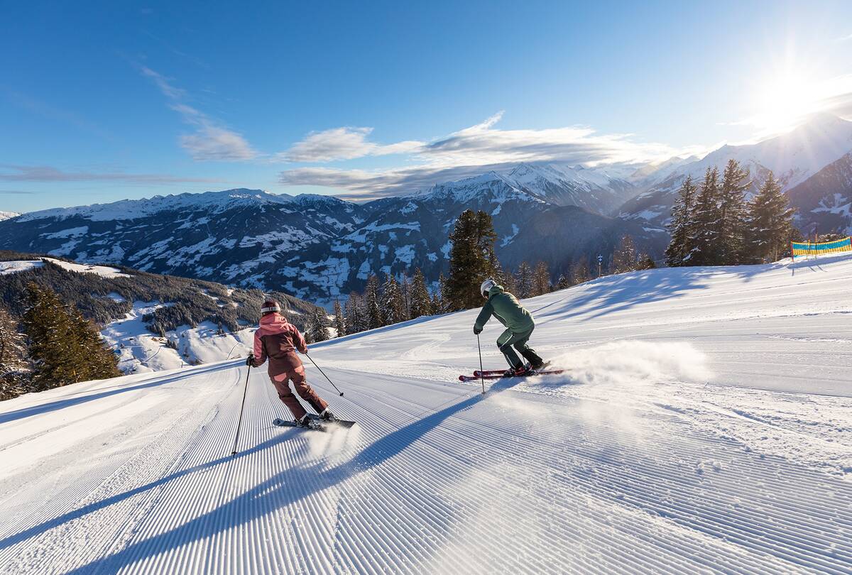 Ski, Board, Toboggan & more Villa Romantica · Mayrhofen · Zillertal